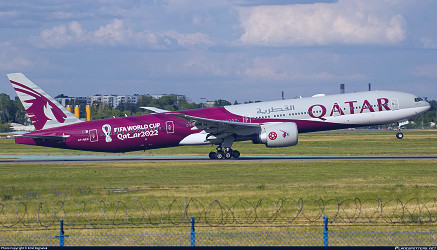 A7-BEC Qatar Airways Boeing 777-3DZER Photo by Emil Zegnalek | ID 1443377 |  Planespotters.net